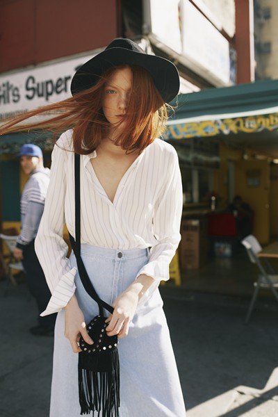 Pull and Bear Influences from the 1990s and Ethnic Atmosphere for Her; Military and desert inspiration for Him